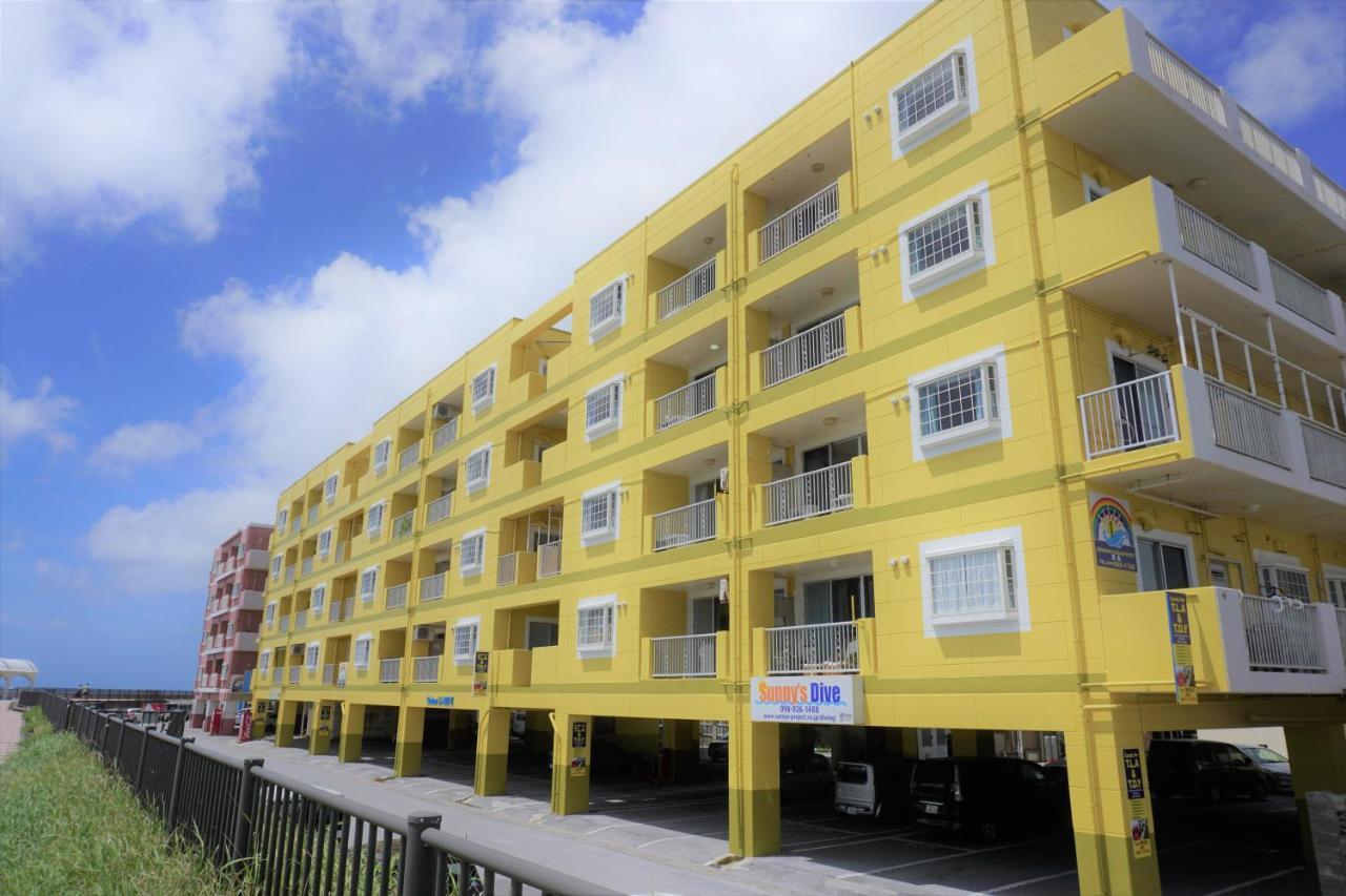 Okinawa Ocean Front Hotel Чатан Екстериор снимка