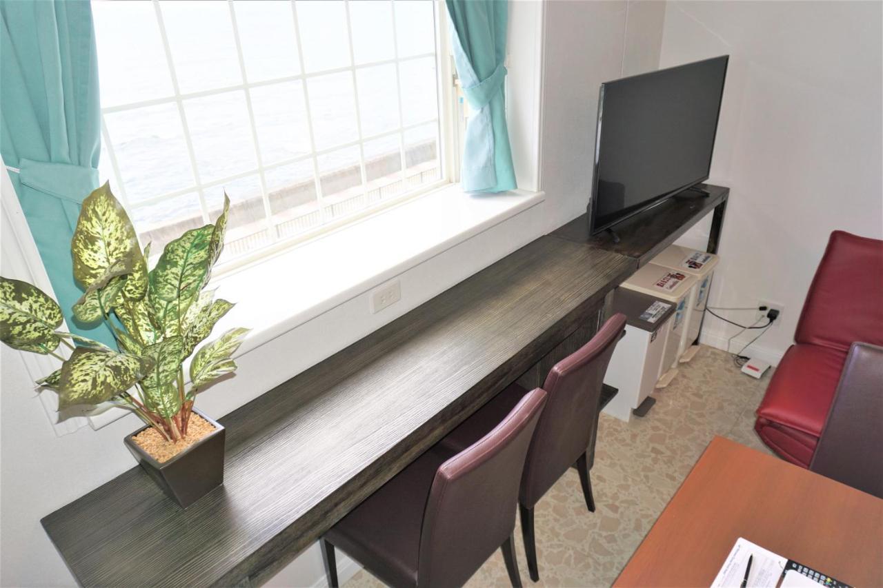 Okinawa Ocean Front Hotel Чатан Екстериор снимка