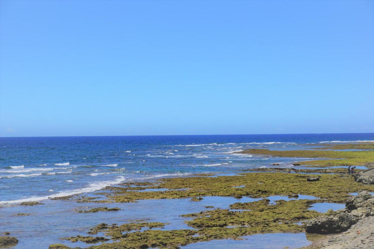 Okinawa Ocean Front Hotel Чатан Екстериор снимка