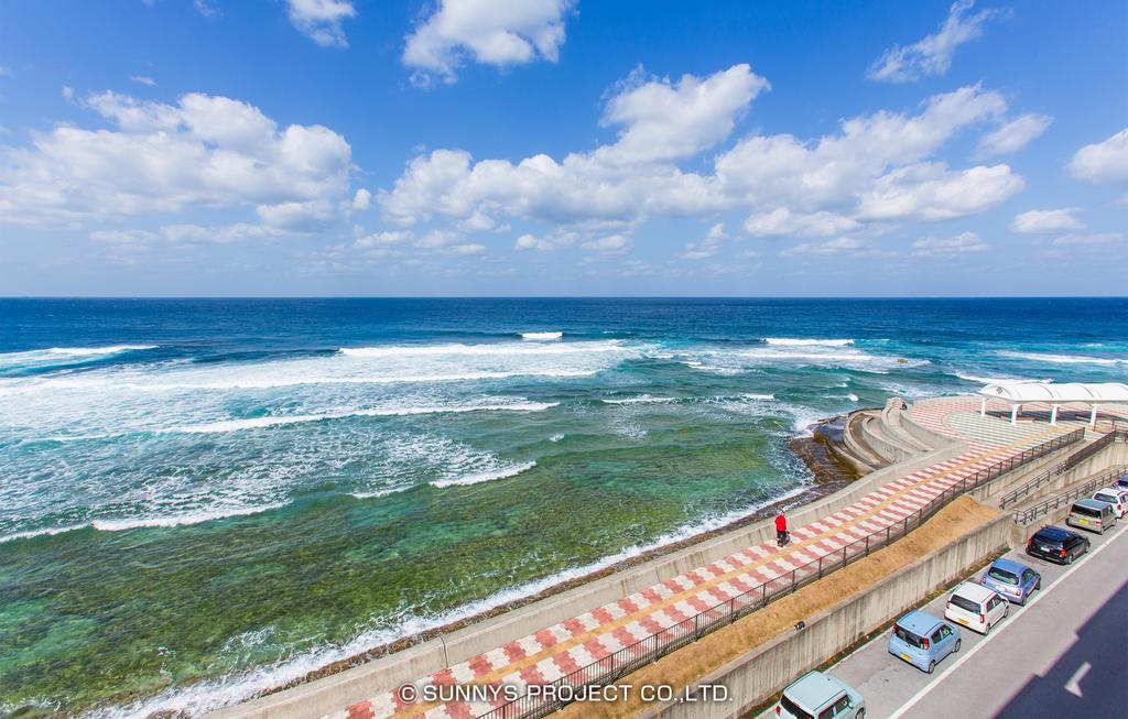 Okinawa Ocean Front Hotel Чатан Екстериор снимка
