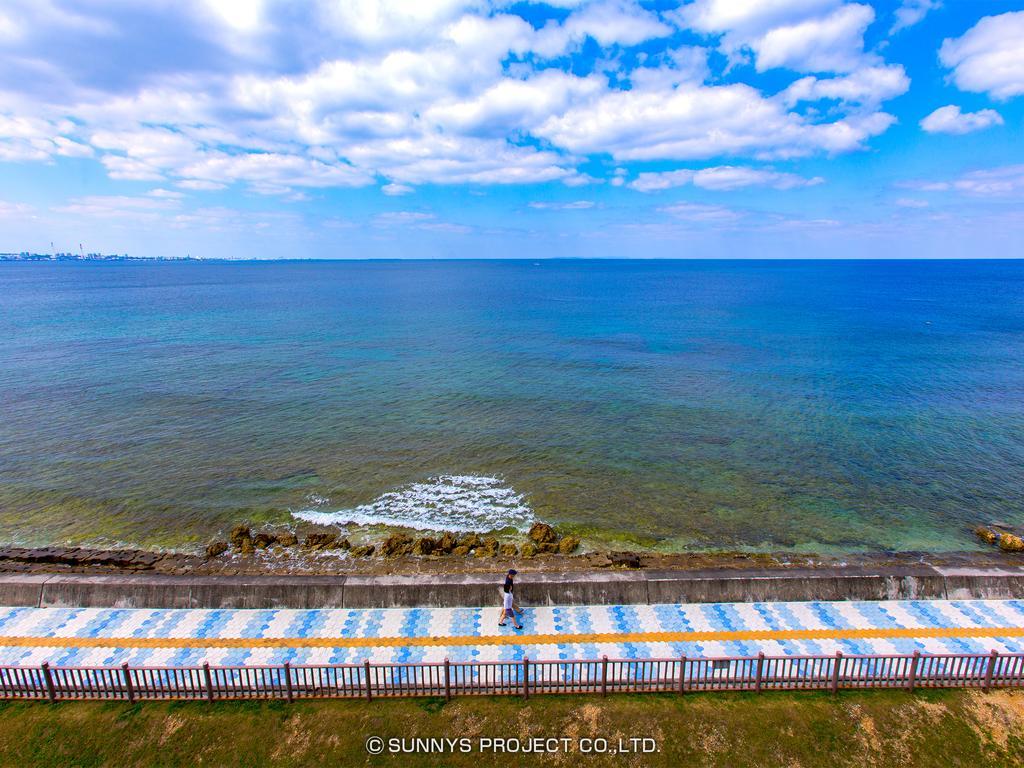 Okinawa Ocean Front Hotel Чатан Екстериор снимка