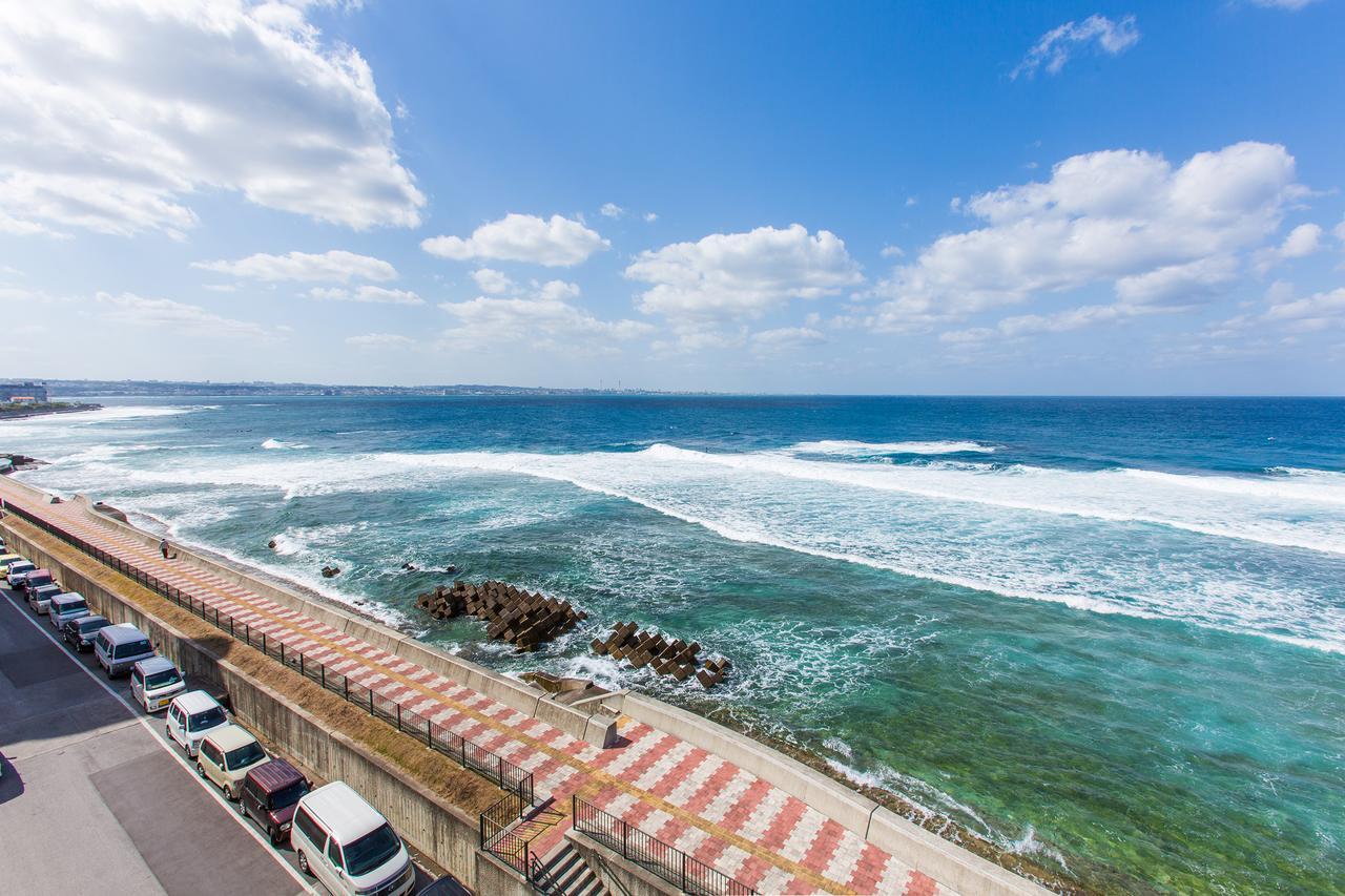 Okinawa Ocean Front Hotel Чатан Екстериор снимка